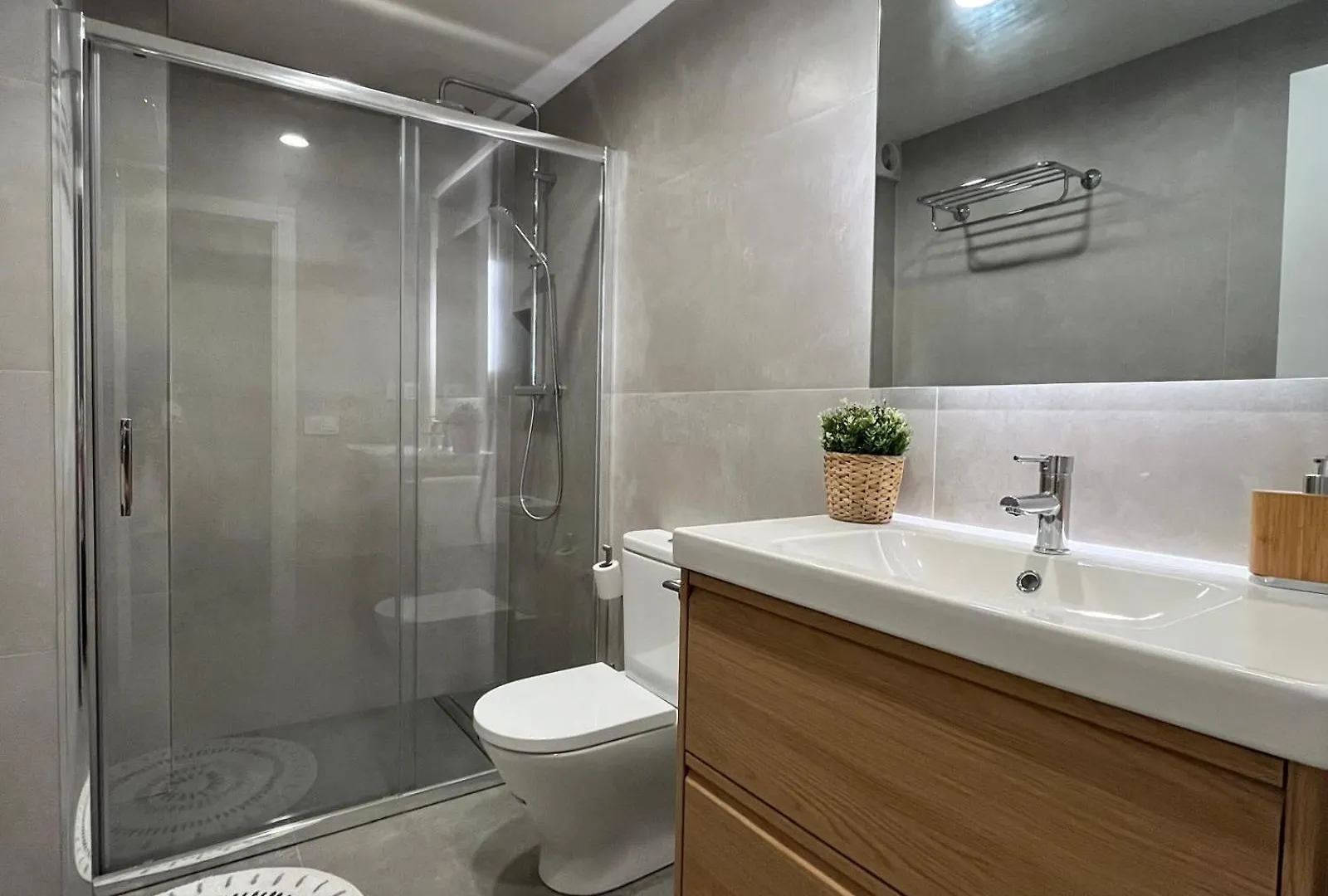Appartement Apartamento Para 8 Personas Con Parking, Muy Cerca De La Playa L' Escala